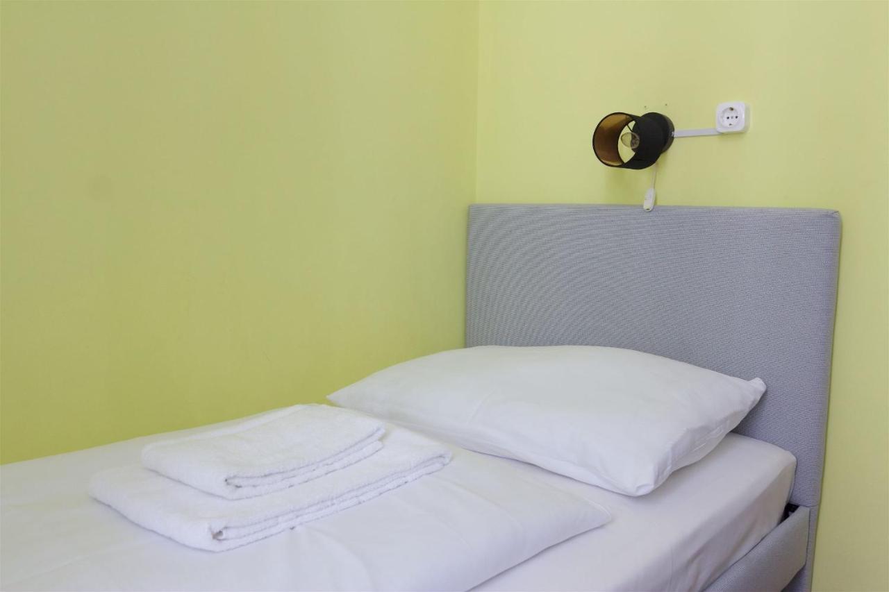 Hotel Pension Arpi Viena Exterior foto