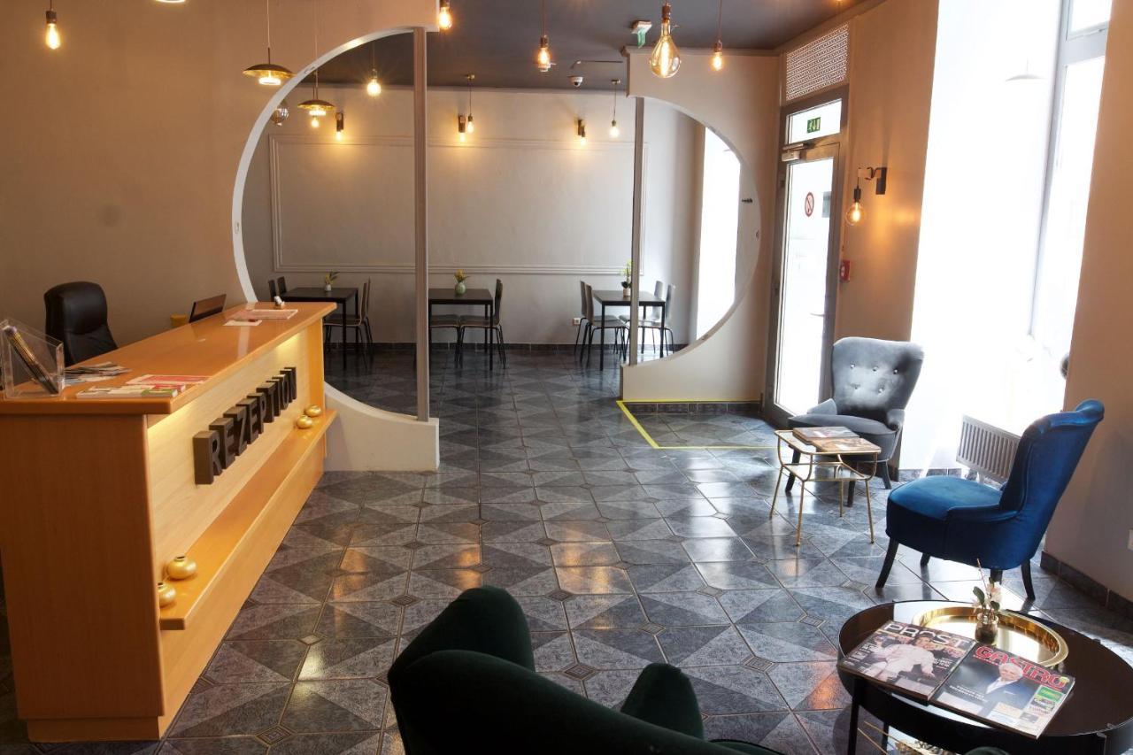 Hotel Pension Arpi Viena Exterior foto