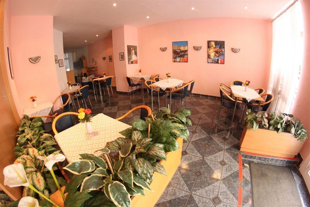 Hotel Pension Arpi Viena Exterior foto