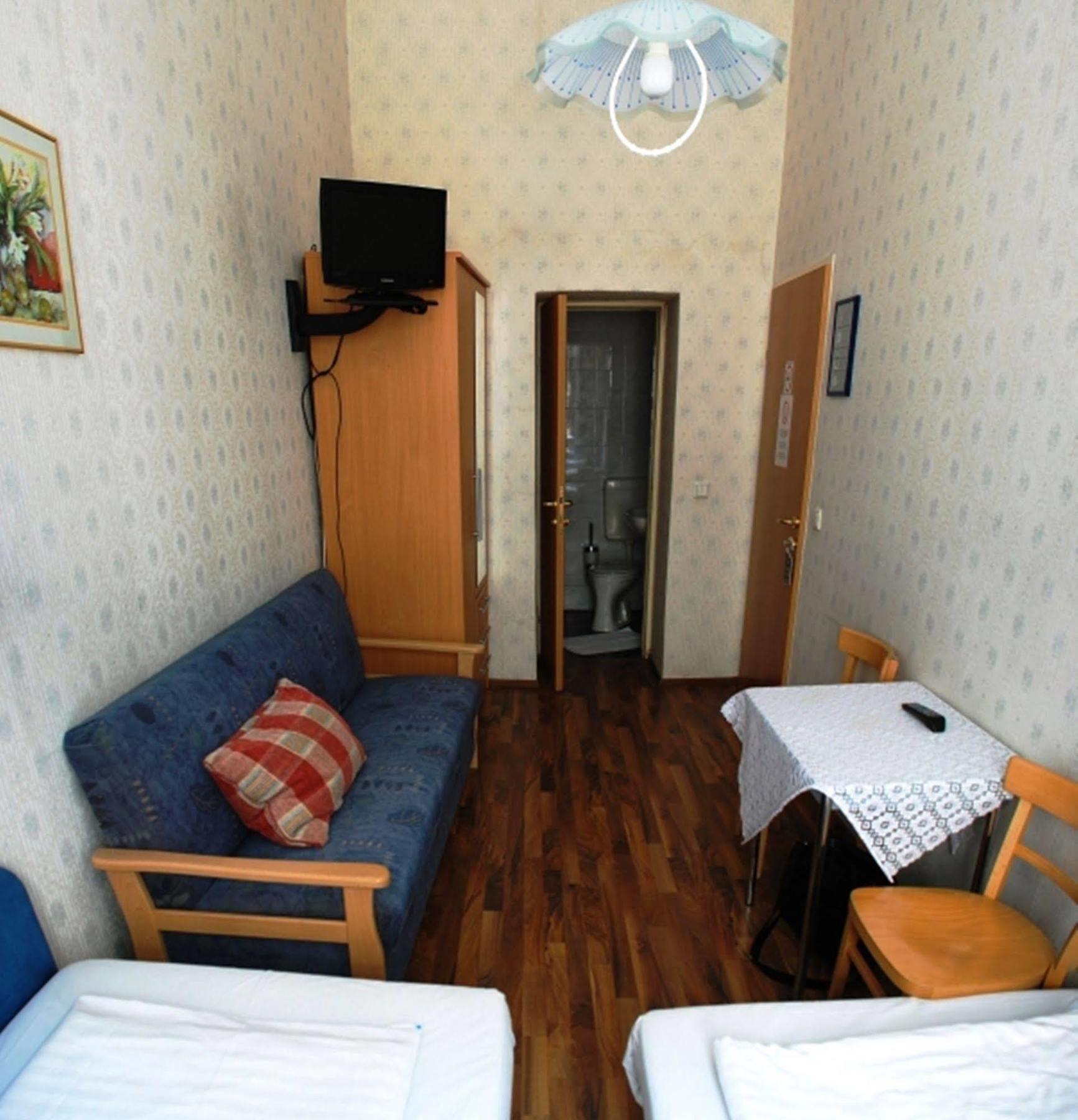 Hotel Pension Arpi Viena Exterior foto
